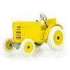 Traktor žlutý